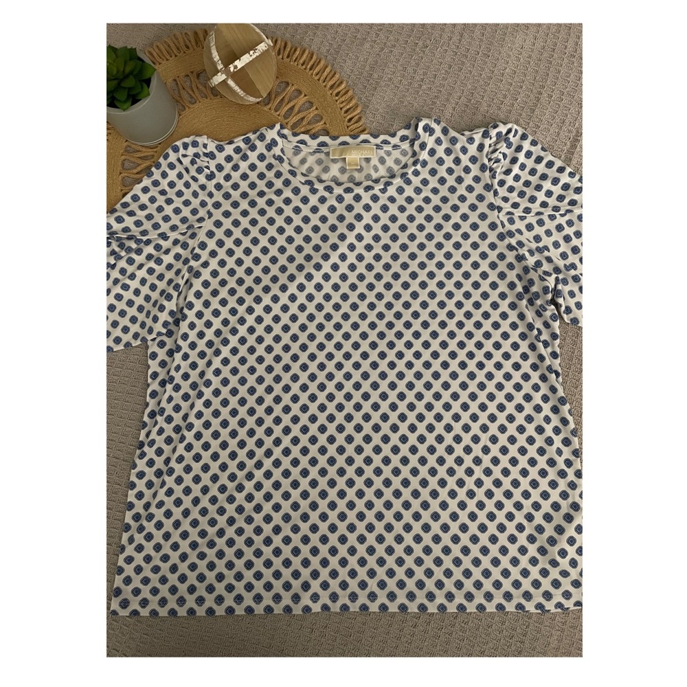 🌼 HOST PICK 🌼 Micheal Kors Pattern Top